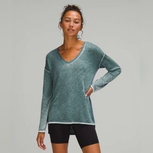Lululemon Cashlu V-neck sweater